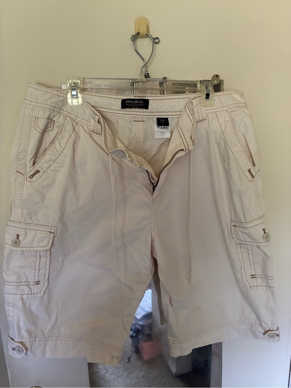 Eddie Bauer Light Beige Women's Cargo Shorts
